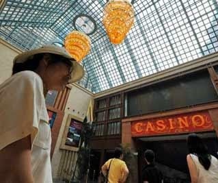 Singapore First Casino